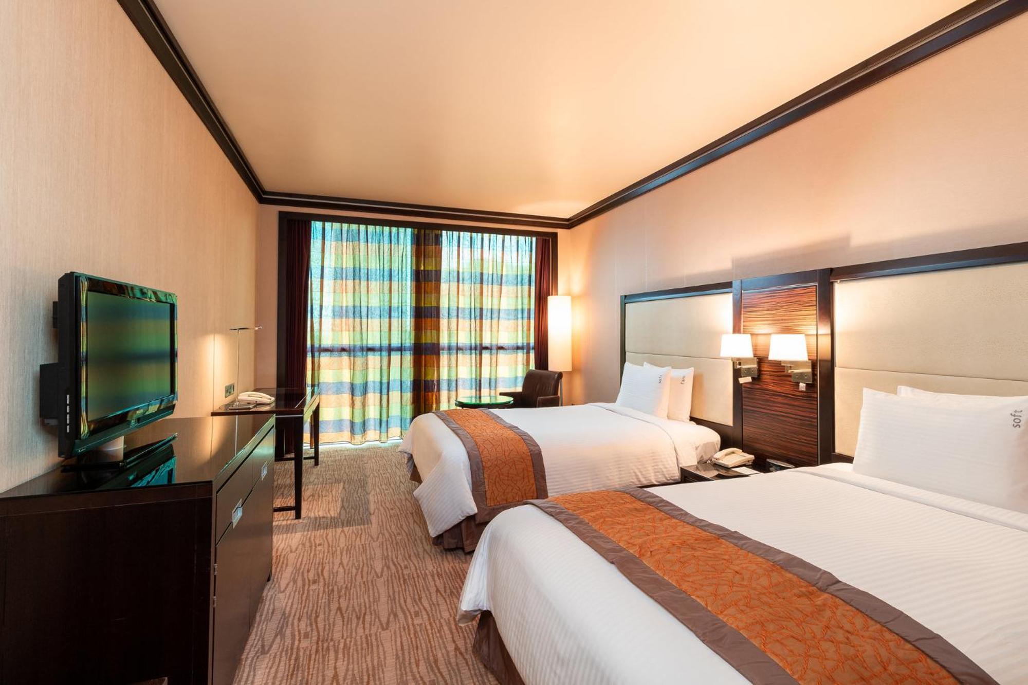 Holiday Inn Kuwait Al Thuraya City By Ihg Kuwait City Exterior foto